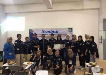 Himanera Universitas Sutomo menggelar Webinar dalam rangka Hari Perempuan Internasional.