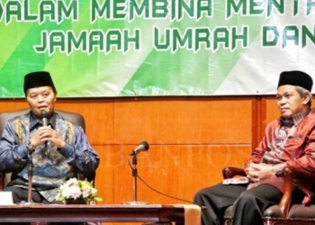 Wakil Ketua MPR Hidayat Nur Wahid saat menjadi pembicara pada Pembinaan Penyelenggara Perjalanan Ibadah Umrah dan Penyelenggara Ibadah Haji Khusus yang diselenggarakan Kanwil Kementerian Agama Pemprov DKI Jakarta di Hotel Bidakara, Senin (27/3). (Foto: Istimewa)