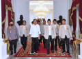 Presiden Jokowi didampingi Kapolri Jenderal Listyo Sigit Prabowo saat menerima kunjungan perwakilan PP Pemuda Muhammadiyah, Senin (27/03/2023), di Istana Merdeka, Jakarta. (Foto: BPMI Setpres/Rusman)
A+ A-