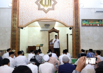 Safari Ramadan - Kali pertama Walikota Tangsel Benyamin Davnie mengawali Safari Ramadan setelah tiga tahun akibat pandemi Covid. ISTIMEWA