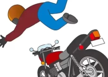 Ilustrasi pencurian motor alami kecelakaan.