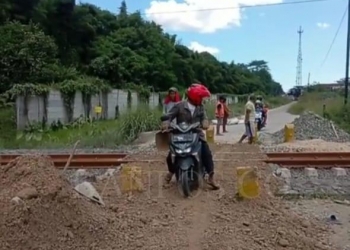 Masih Licin, Jalan Frontage Unyur Kota Serang Sudah Bisa Dilalui