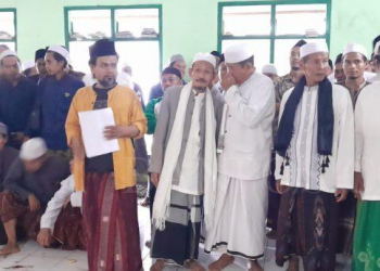 Sejumlah tokoh masyarakat dan alim ulama yang tergabung dalam FSULS berikan pernyataan sikap minta APH tindak tegas pelaku pengedar eksimer dan tramadol. (26/6)