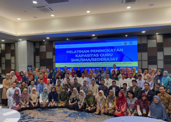 PT Chandra Asri menggelar pelatihan Guru SMA/SMK/sederajat sebagai upaya mendorong peningkatan kompetensi tenaga pengajar di Cilegon. (LUKMAN HAPIDIN/BANTEN POS)