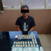 Pelaku RH (26) warga Pidhi Nanggro Aceh yang diduga penjual obat tanpa izin edar yang beroperasi di Bayah. Kini pelaku diamankan di Polres Lebak, Senin (19/6)