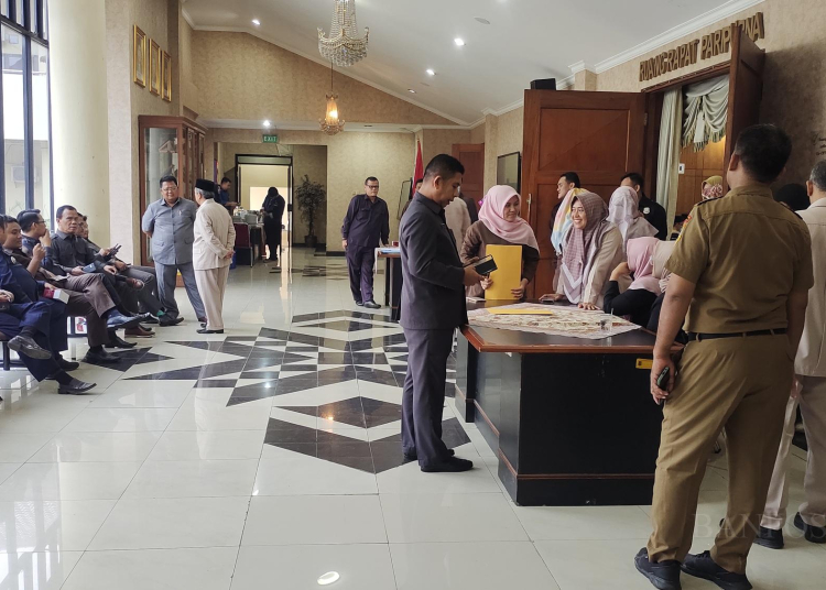 Oknum Anggota DPRD Kota Cilegon Dituding Titip Absen