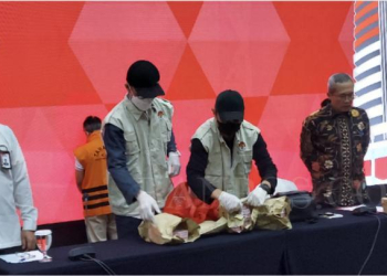 Duit Untuk Kemanusiaan