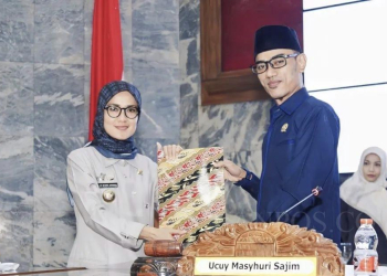 Bupati Lebak Iti Jayabaya Ngarep PAD Meningkat
