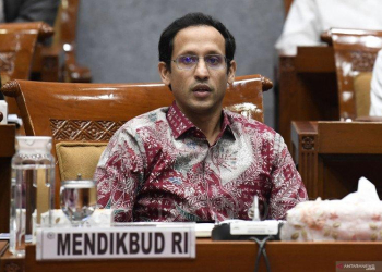 Senayan Colek Menteri Nadiem