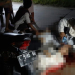 Tampak seorang pelajar SMA warga Banjarsari tewas ditempat saat motornya nabrak belakang truk. (07/08)