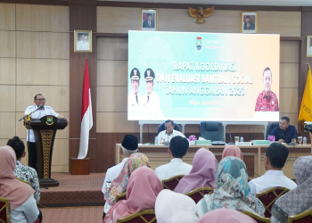 LUKMAN HAPIDIN/BANTEN POS
Dinsos Kota Cilegon menggelar acara Rapat Koordinasi dan Evaluasi Bantuan Sosial Tahun Anggaran 2023, di Aula Setda II Kota Cilegon, Rabu (2/8).