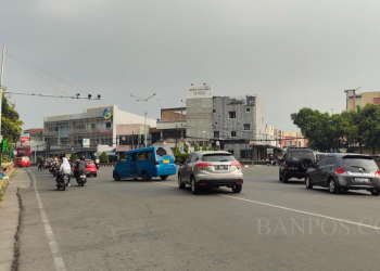 LUKMAN HAPIDIN/BANTEN POS Kamera ETLE di Simpang Landmark Kota Cilegon, Selasa (22/8).