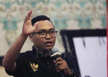 Duet AMIN Gaet Suara Milenial, Dari Partai Kampus