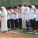 Pemerintah Kabupaten (Pemkab) Tangerang bersama para pegawai/PNS di lingkup
pemerintahannya menggelar shalat sunah Istisqa di Lapangan Raden Arya Yudha Negara Puspemkab
Tangerang, Tigaraksa pada Rabu, (20/9). (HO/Pemkab Tangerang)