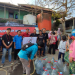 LUKMAN HAPIDIN/BANTEN POS
Ikatan Mahasiswa Cilegon beri bantuan air bersih untuk masyarakat di Lingkungan Gunung Penawen Cipala.