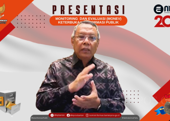 Benyamin saat memaparkan inovasi yang ada pada Pemkot Tangsel terkait dengan Keterbukaan Informasi Publik di hadapan KI Banten