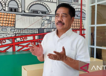 Pakar Komunikasi dan Politik Universitas Airlangga Surabaya Dr. Suko Widodo, Drs., M.Si. (ANTARA/HO-Dokumen Pribadi)