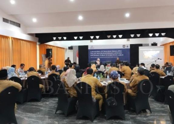 Transparansi dan Partisipasi Pengelolaan Pemerintah dan Pembangunan Kabupaten Lebak.