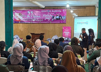 KPU Pandeglang saat akan melakukan kegiatan nobar film Kejarlah Janji.