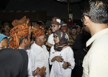 Bupati Lebak hadiri kegiatan Perayaan Seren Taun Kasepuhan Citorek, Minggu (22/10) malam.