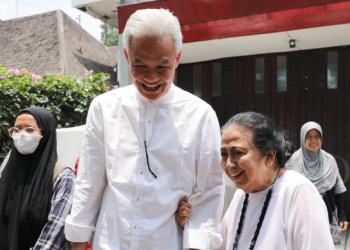 Silahturahmi Ke Rumah Ceu Popong, Ganjar Pranowo