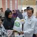 EDWIN MAHESA PARDEDE// Pendistribusian Beras Dari BAPANAS Melalui Pemkot Serang Untuk Masyarakat Kurang Mampu Di Kota Serang, Rabu (11/10).