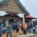 Kantor Nagari Batu Palano di Kecamatan Sungai Pua, Kabupaten Agam, Provinsi Sumatera Barat, pada Senin (4/12/2023) dijadikan posko darurat penyelamatan pendaki Gunung Marapi. (ANTARA/Altas Maulana)