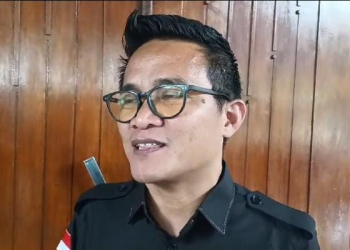 Koordinator Divisi Penanganan Pelanggaran pada Bawaslu Provinsi Banten, Badrul Munir saat diwawancarai pada Sabtu (30/12).