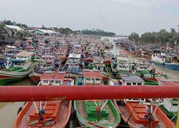Akibat Cuaca Buruk, Nelayan Pandeglang Banyak yang Tidak Bisa Melaut