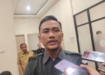 LUKMAN HAPIDIN/BANTEN POS 
Ketua Bawaslu Kota Cilegon Alam Arcy Ashari.
