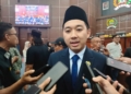 Farhan Aziz dilantik sebagai pimpinan DPRD Kota Serang termuda periode 2024-2029/BANTEN POS/Taufiq Solehudin
