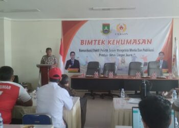 Puluhan pelatih dan pengurus cabor mengikuti Bimtek Kehumasan di Aula KONI Cilegon, Kamis (12/6). LUKMAN HAPIDIN/BANTEN POS